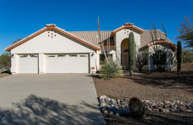 1486 W Sunset Ridge Place - 1486 West Sunset Ridge Place, Casas Adobes, AZ 85704