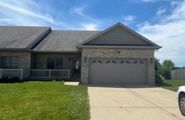 NEWLY LISTED AS RENTAL! 3 BEDROOM IN SALEM ESTATES