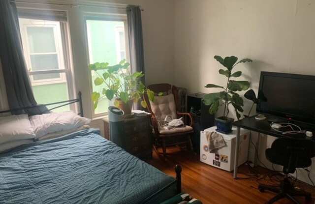 3 Boulevard Terr #15 Boston MA 02134