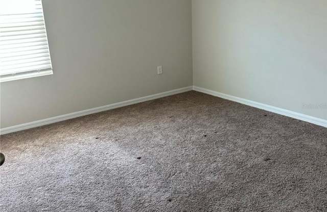 1572 ELLESMERE AVENUE