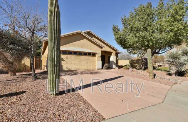 1926 S Maple Dr