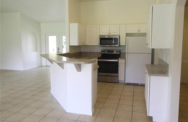 1489 EXCHANGE AVENUE