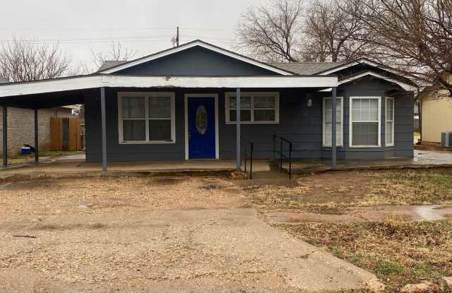 Photo of Cute 2-Bedroom Down the Street from Texas Tech!