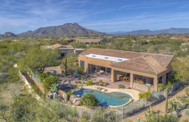 8193 E SAND FLOWER Drive