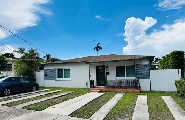 1010 NW 23rd Ave - 1010 Northwest 23rd Avenue, Miami, FL 33125