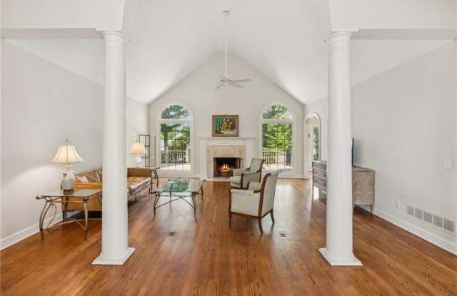 6835 Polo Fields Parkway