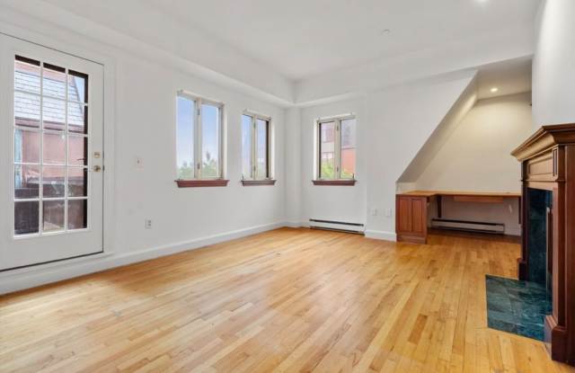 2 Clarendon St # 6543