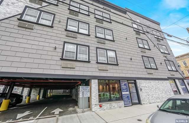 129-137 Passaic Street