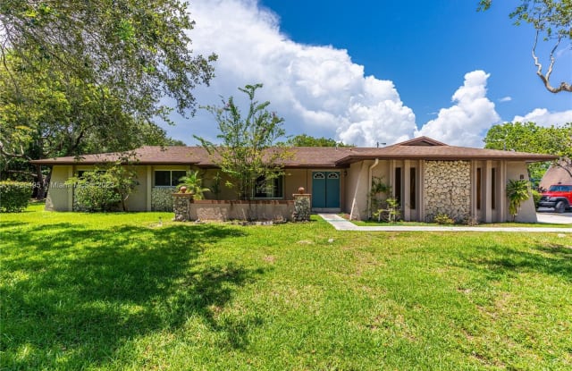 8791 SW 124th St - 8791 Southwest 124th Street, Kendall, FL 33176