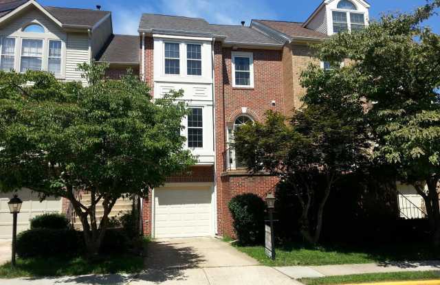 12002 LISA MARIE COURT