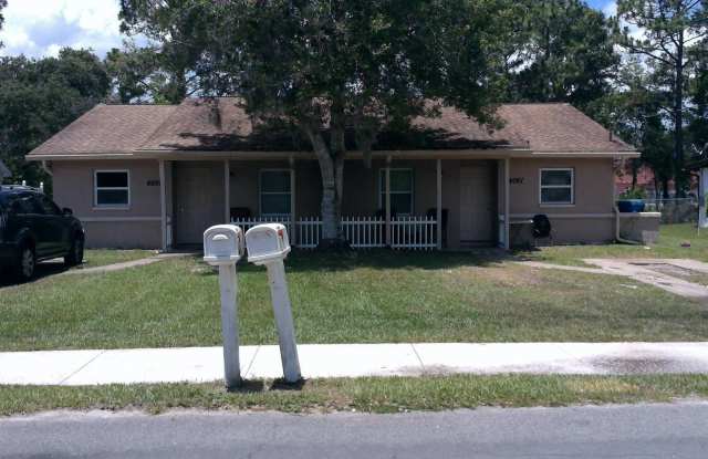 UPDATED TWO BEDROOM ONE BATHROOM , LARGE BACK YARD WITH STORAGE SHED. PET FRIENDLY, INSIDE LAUNDRY WITH WASHER AND DRYER.