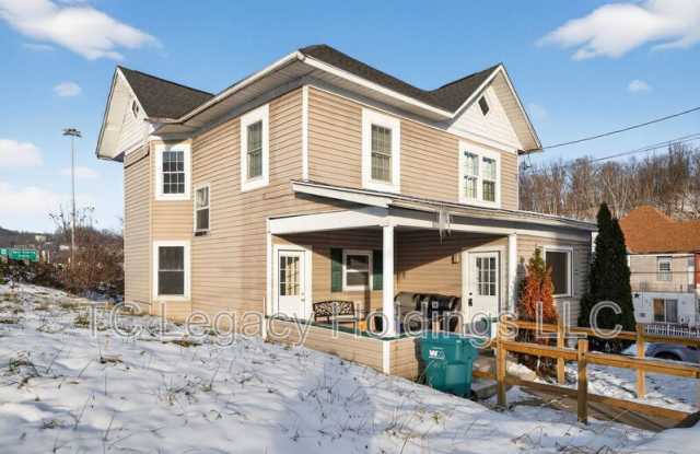 Photo of 388 Broaddus Avenue - B