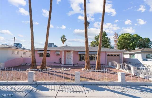 2112 Van Patten Place