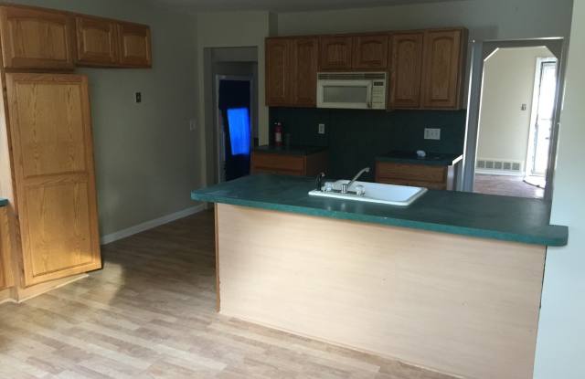 3 bedroom 2 bath bungalow with finished basement