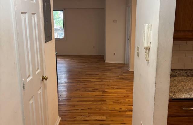 183 Livingston Place - 1