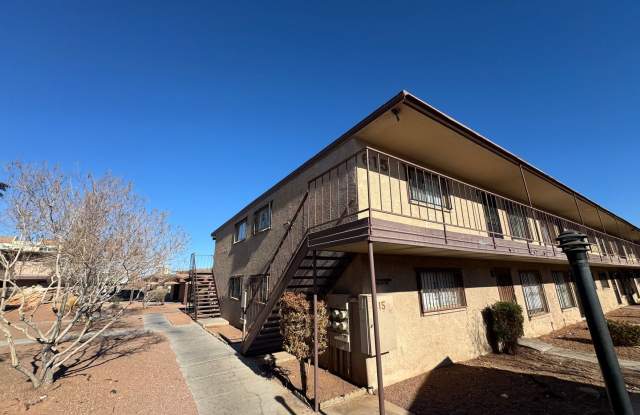 1 Bedroom Condo close to UNLV & The Strip