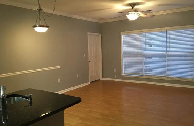 4333 Dunwoody Park - 3201