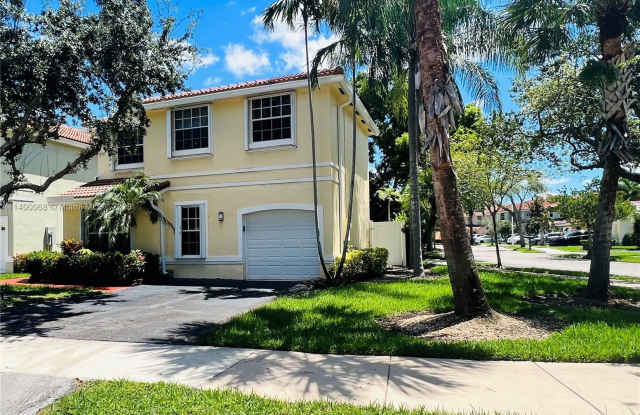 949 Jade Ct
