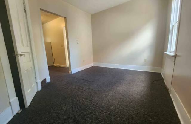 1312 East 8th Street - bottom back