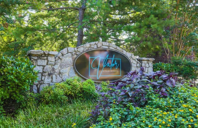 Photo of Valor Apartments