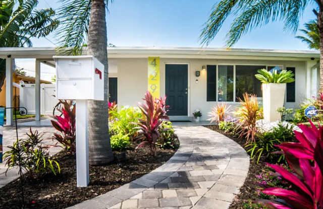 Photo of Step Into Sunshine: Modern Charm Meets Coastal Cool – Fully Furnished!