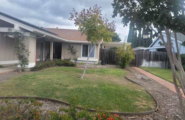Large 3 bed 2 Bath house in Chula Vista