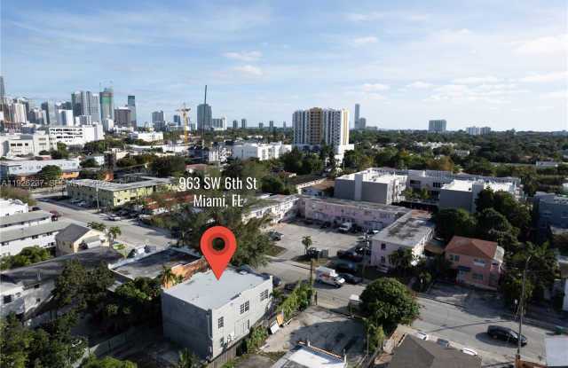 963 Southwest 6th Street