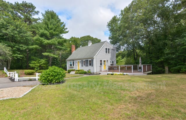 225 Hedges Pond Rd - 225 Hedges Pond Road, Plymouth County, MA 02360