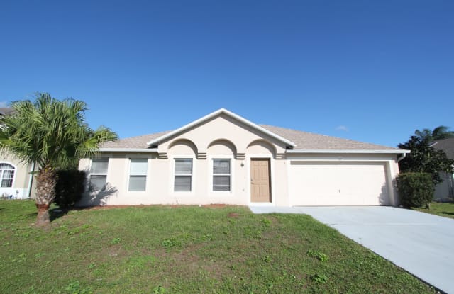 9 Andora Ct - 9 Andora Court, Poinciana, FL 34758