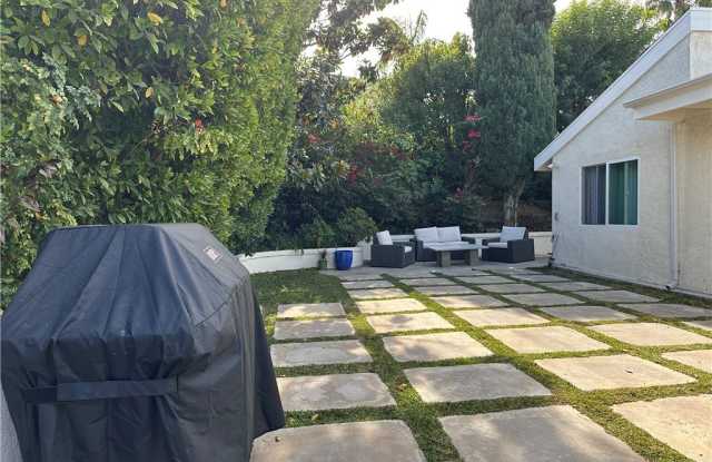 6182 Sierra Palos Road