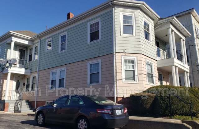 833 Main St