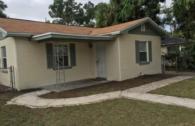 Photo of North Hyde Park - UT Area