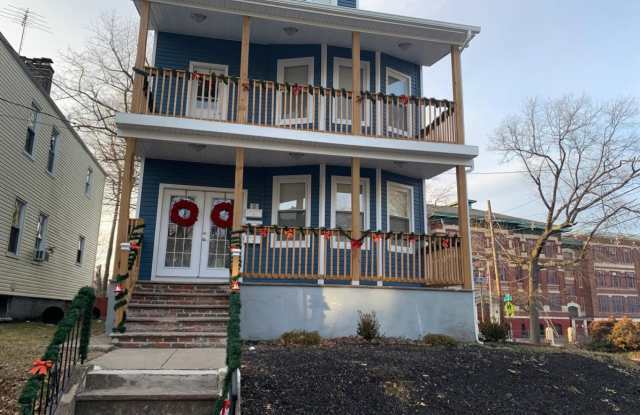 105 Richelieu Terrace