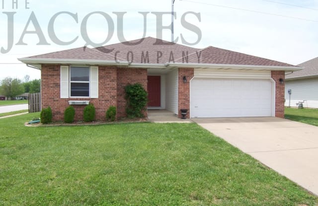 1207 N. O\'Hara - 1207 N Ohara Ave, Springfield, MO 65803