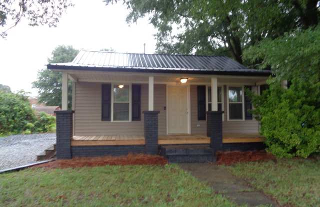 Kernersville Cottage for Rent