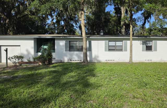 7816 CATAWBA Drive