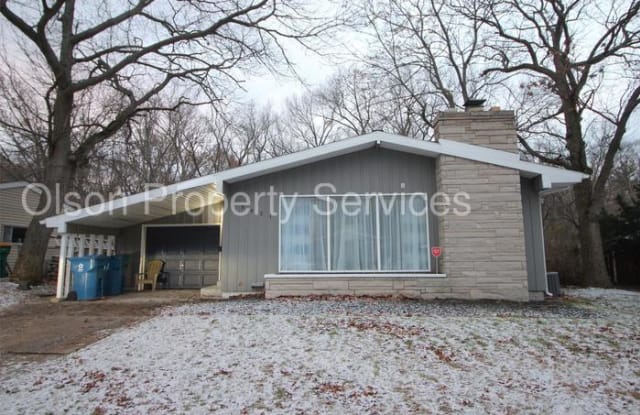 8421 Lakewood Avenue - 8421 Lakewood Avenue, Gary, IN 46403