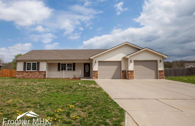 817 Highland Ridge Dr. - 817 Highland Ridge Drive, Manhattan, KS 66503