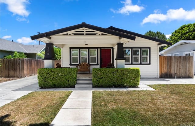 226 W Whiting Avenue - 226 West Whiting Avenue, Fullerton, CA 92832