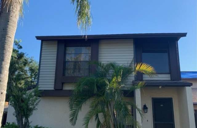 621 SE 12th Avenue