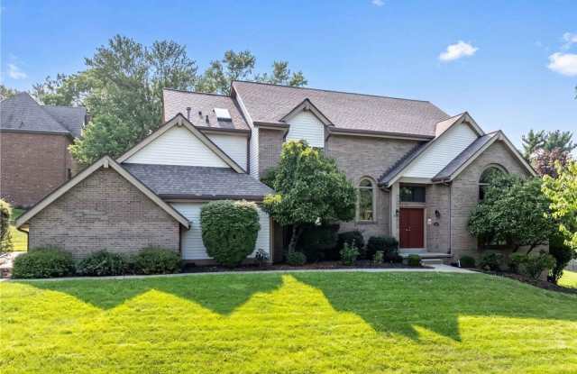2501 Birchwood Ct