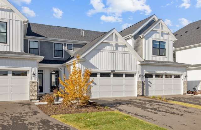 4482 Chelsea Manor Circle