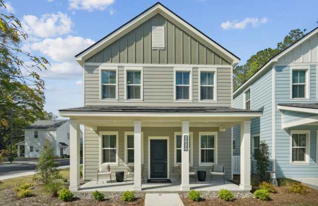 Photo of Hamlet Huntersville