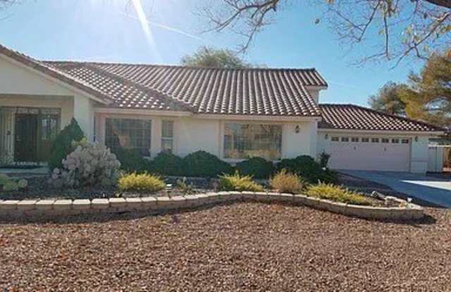 Photo of 7595 W Camero Avenue