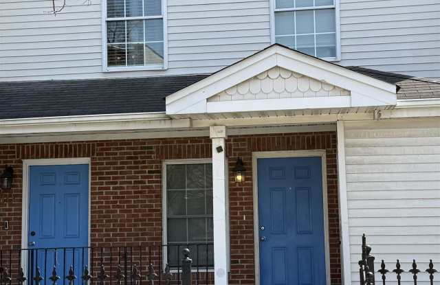 380 OCEAN AVE
