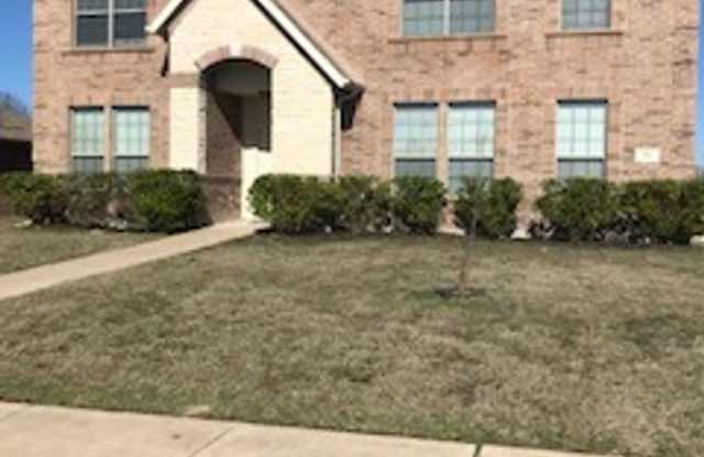 Photo of Large 3 Bedroom in Royse City!!