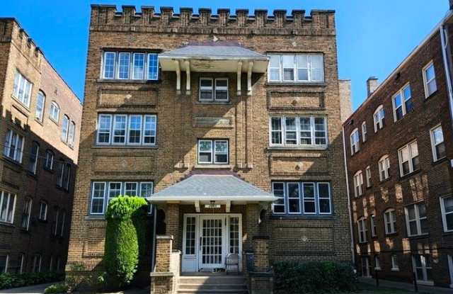 2453 Overlook Rd Apt 4
