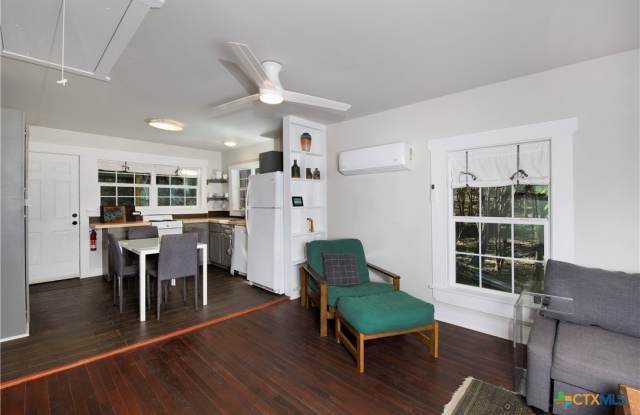 835 Old Ranch Road 12