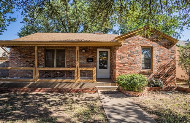 1213 E 16th St - 1213 East 16th Street, Big Spring, TX 79720