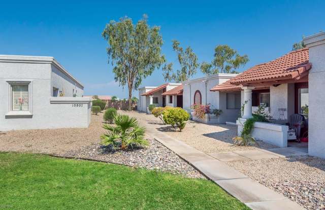 10807 W NORTHERN Avenue